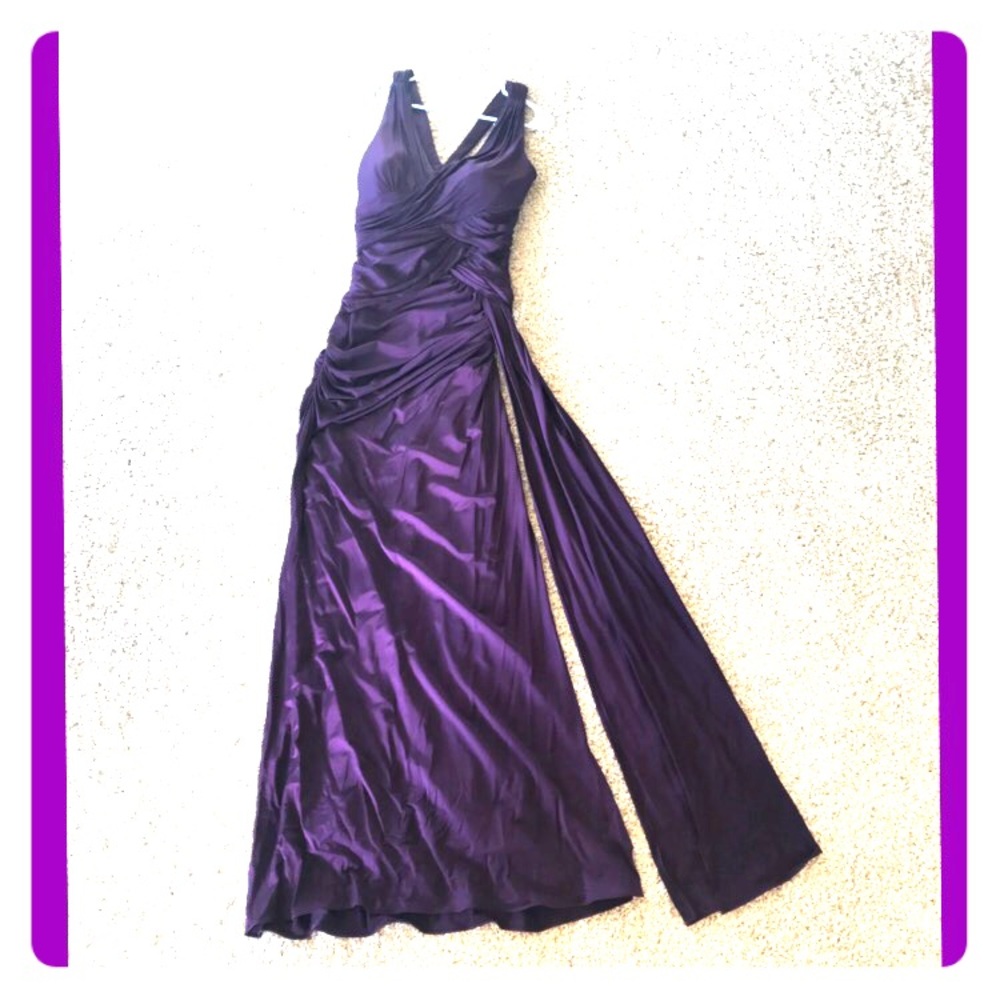 🆕 Laundry by Shelli Segal floor-length gown 💃